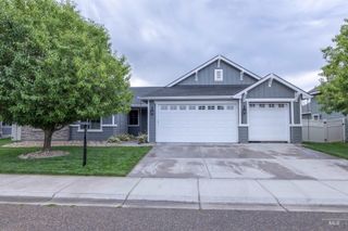 2229 W Bellagio Dr, Meridian, ID 83646