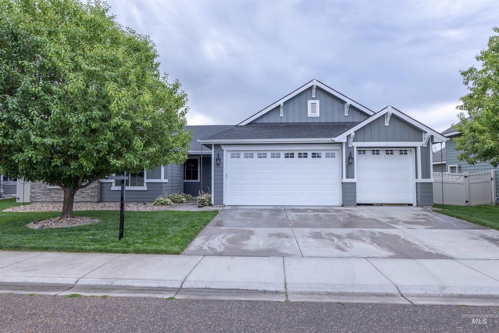 2229 W Bellagio Dr, Meridian, ID 83646