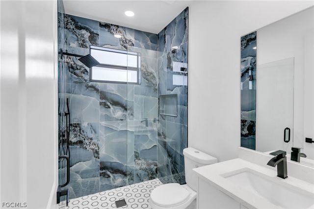 1302 Lee AVE, Lehigh Acres, FL 33972