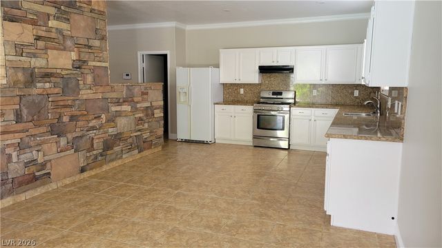 5538 Moncinna Street, Las Vegas, NV 89118