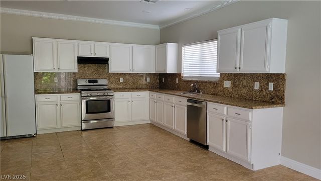 5538 Moncinna Street, Las Vegas, NV 89118
