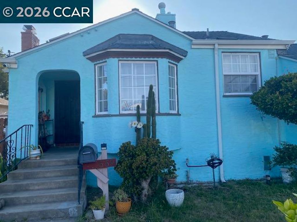 Image 1 of property listing at 559 43rd Street, Richmond, CA 94805