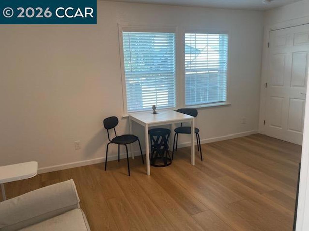 Image 3 of property listing at 559 43rd Street, Richmond, CA 94805