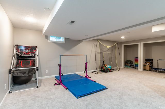 7333 Allenbrook Boulevard, Fort Wayne, IN 46835