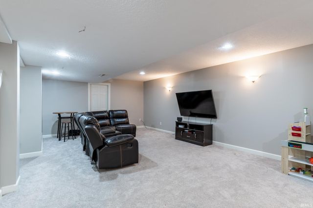 7333 Allenbrook Boulevard, Fort Wayne, IN 46835