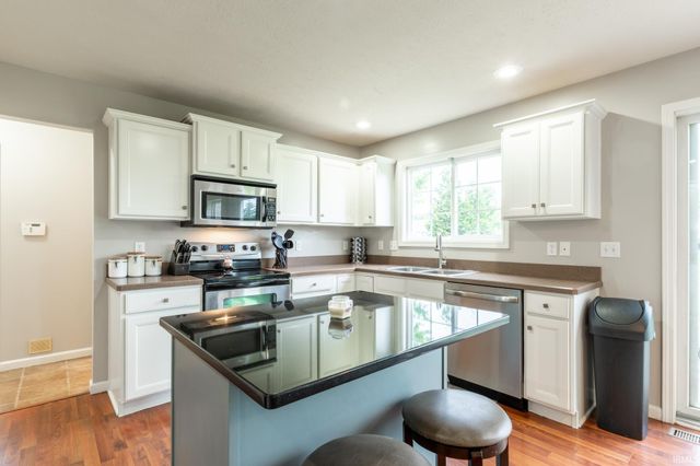 7333 Allenbrook Boulevard, Fort Wayne, IN 46835