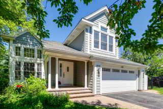 228 Southridge Drive, Gurnee, IL 60031