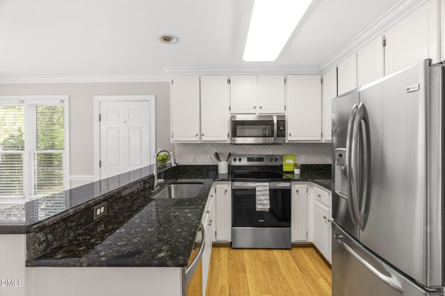 2438 Castleburg Drive, Apex, NC 27523