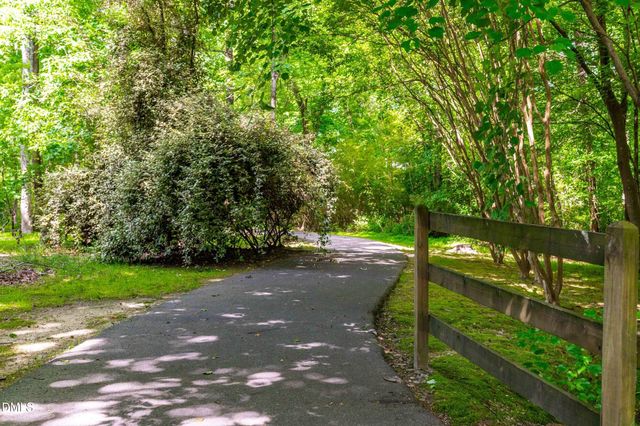 2438 Castleburg Drive, Apex, NC 27523