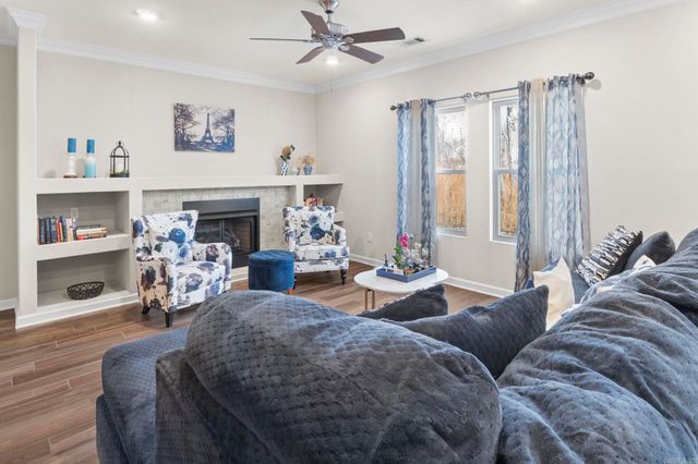 1 Jocote Way, Hot Springs Village, AR 71909