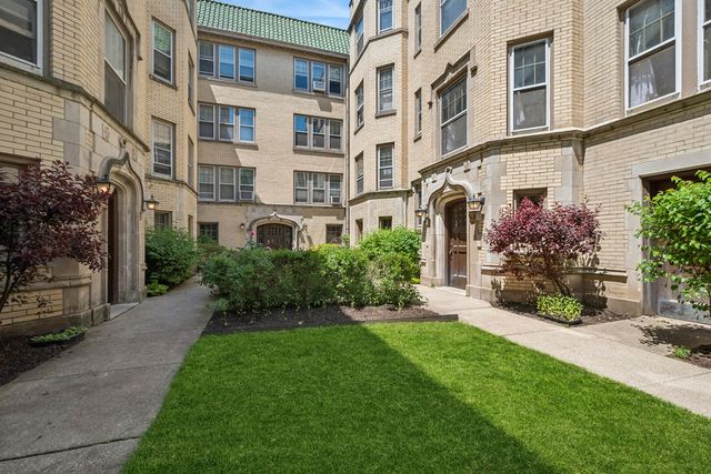 538 Michigan Avenue 3F, Evanston, IL 60202