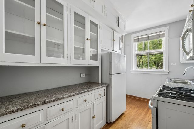 538 Michigan Avenue 3F, Evanston, IL 60202