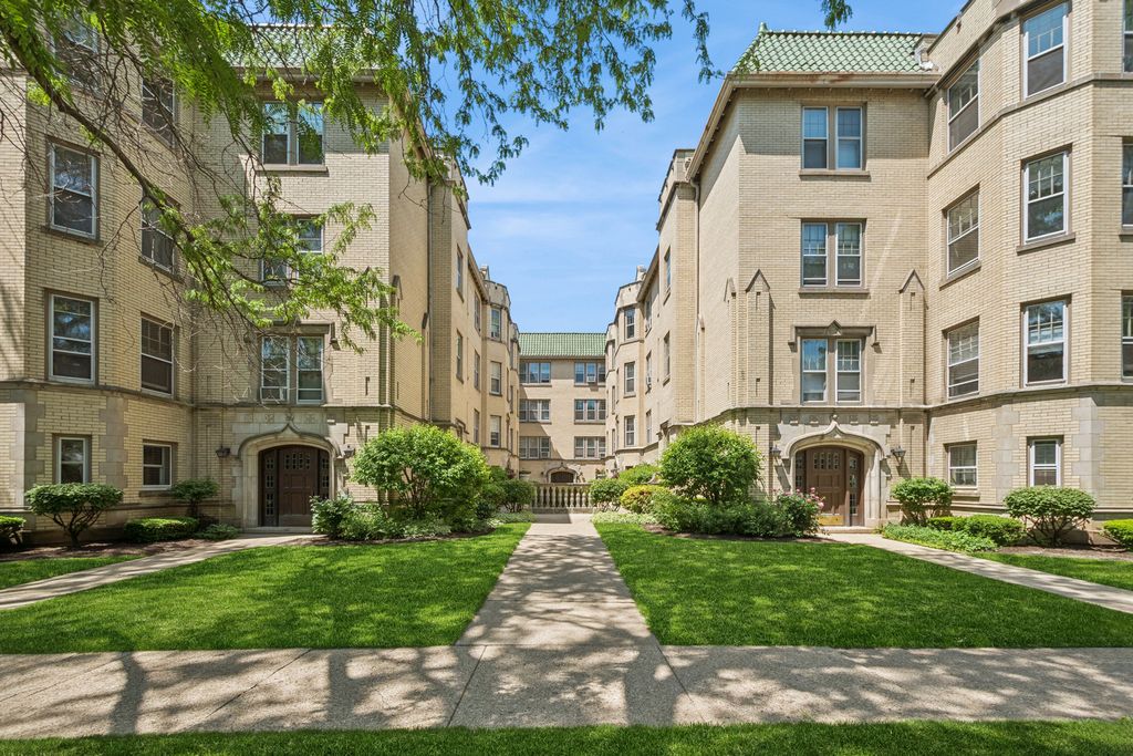 538 Michigan Avenue 3F, Evanston, IL 60202