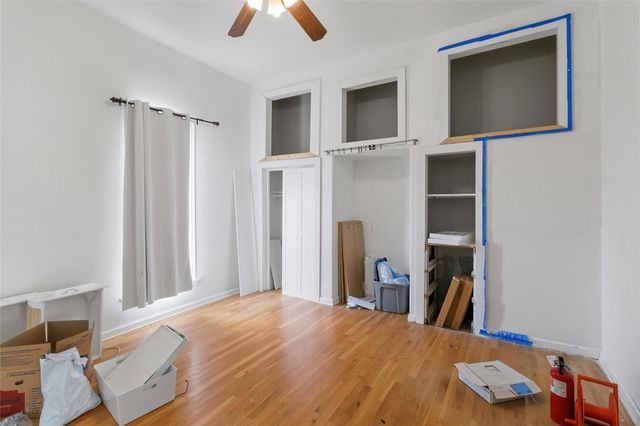 323 Cedar LN, Cedar Creek, TX 78612