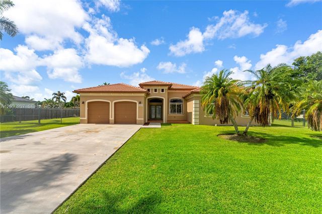20464 SW 325th Street, Homestead, FL 33030
