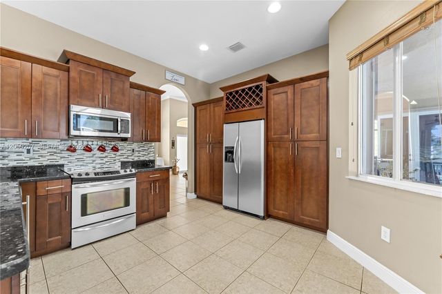 20464 SW 325th Street, Homestead, FL 33030