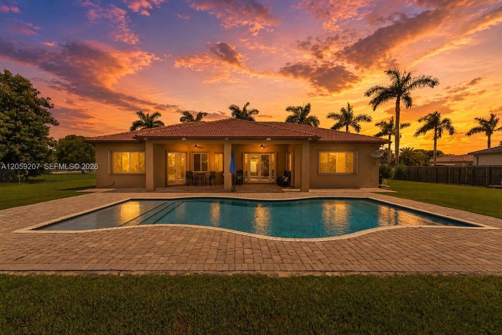 20464 SW 325th Street, Homestead, FL 33030