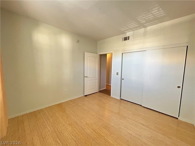 1830 North Buffalo Drive 1038, Las Vegas, NV 89128