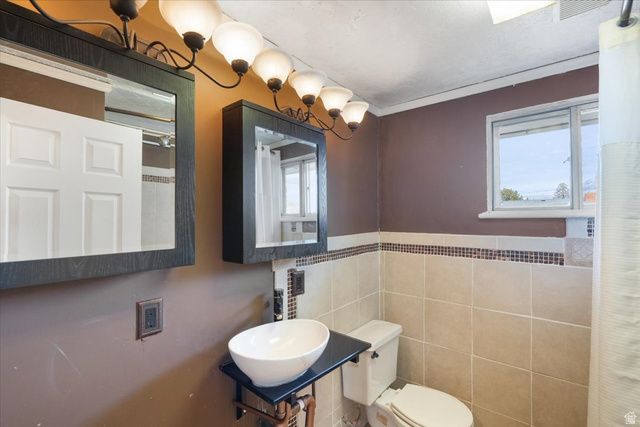 1533 S 200 E, Orem, UT 84058