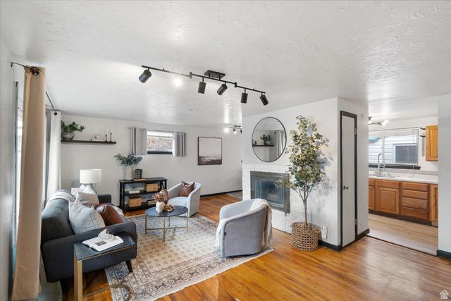 1533 S 200 E, Orem, UT 84058