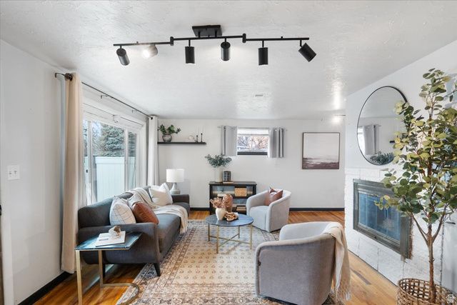 1533 S 200 E, Orem, UT 84058