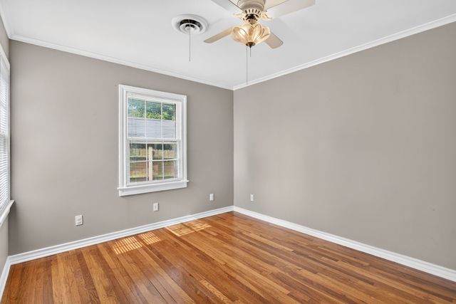 202 S Tower Street, Weatherford, TX 76086