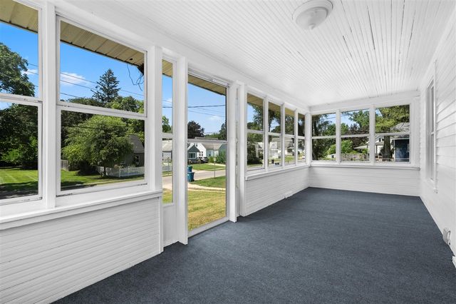 132 Gilkison Avenue, Kalamazoo, MI 49006