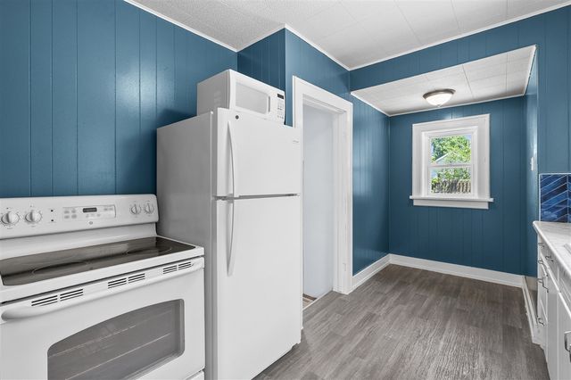 132 Gilkison Avenue, Kalamazoo, MI 49006
