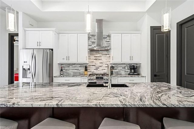231 Gleason PKWY, Cape Coral, FL 33914