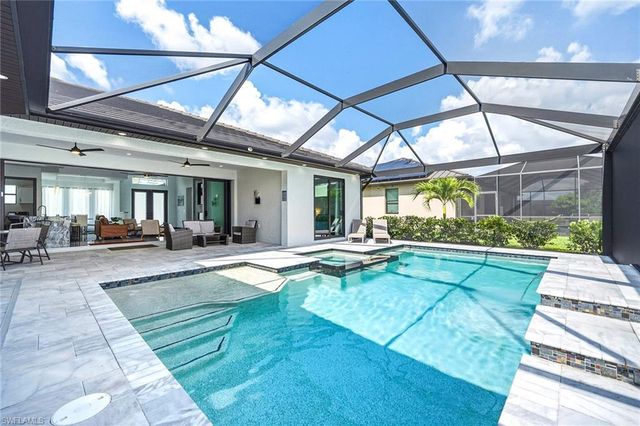 231 Gleason PKWY, Cape Coral, FL 33914