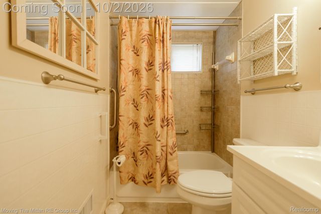 4061 Hayes Street, Wayne, MI 48184