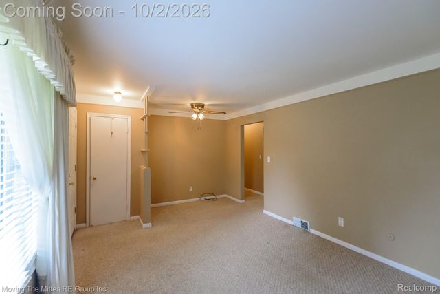 4061 Hayes Street, Wayne, MI 48184