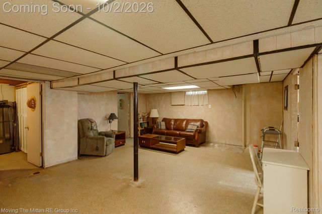 4061 Hayes Street, Wayne, MI 48184