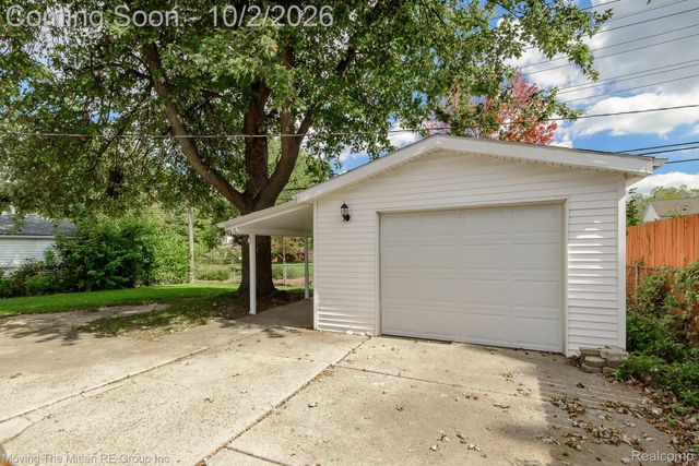 4061 Hayes Street, Wayne, MI 48184