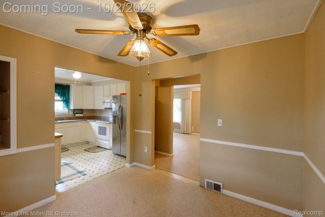 4061 Hayes Street, Wayne, MI 48184