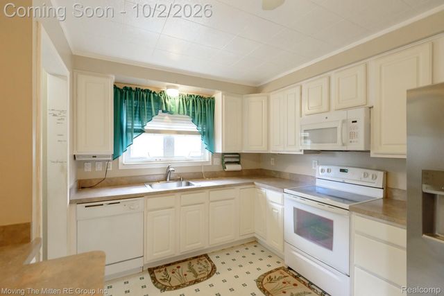 4061 Hayes Street, Wayne, MI 48184