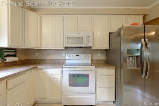 4061 Hayes Street, Wayne, MI 48184