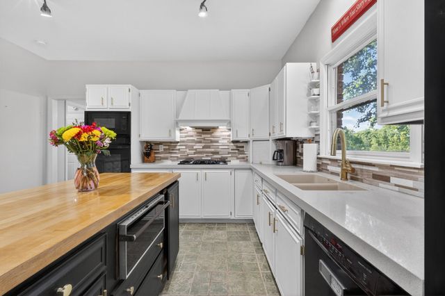 624 Andrew Rucker Ln, Nashville, TN 37211