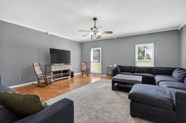 624 Andrew Rucker Ln, Nashville, TN 37211