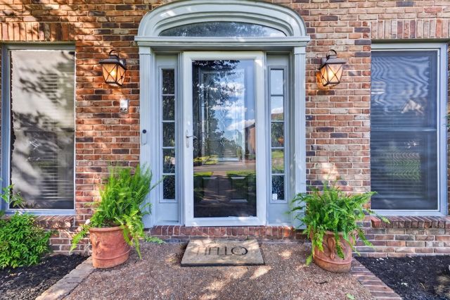 624 Andrew Rucker Ln, Nashville, TN 37211