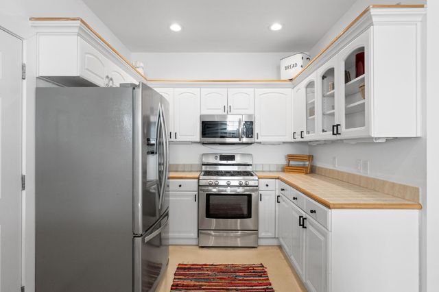 302 Ben Howell DR, Austin, TX 78704