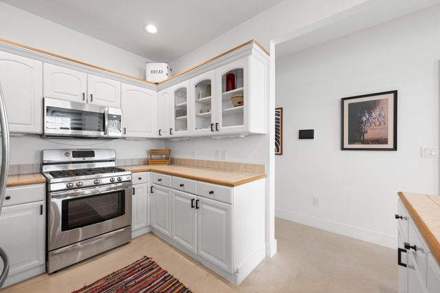 302 Ben Howell DR, Austin, TX 78704