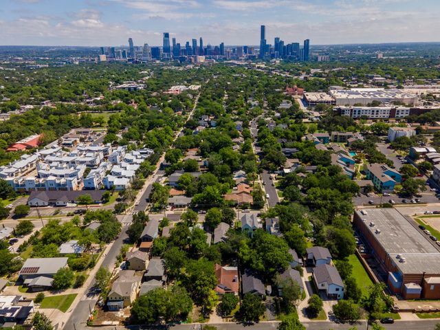 302 Ben Howell DR, Austin, TX 78704