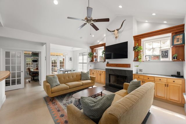 302 Ben Howell DR, Austin, TX 78704