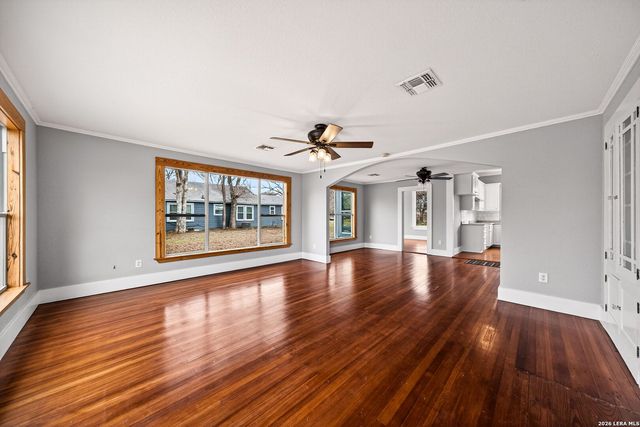 1612 Saint Peter, Gonzales, TX 78629