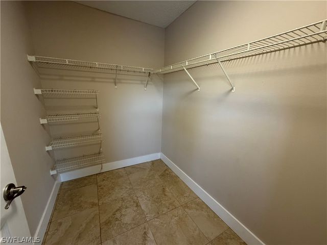 2070 Arbour Walk CIR 3224, Naples, FL 34109