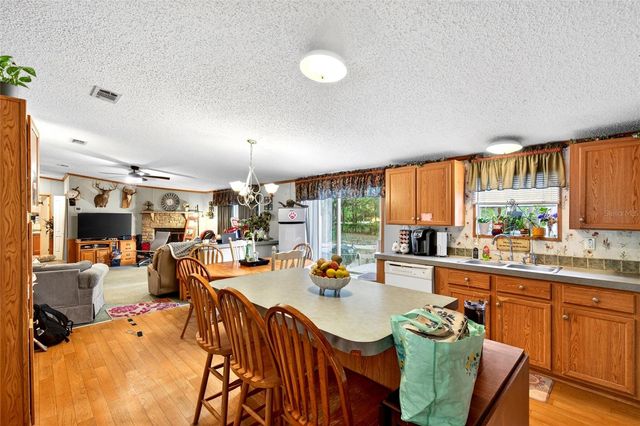 9190 NE 144TH TERRACE, Silver Springs, FL 34488