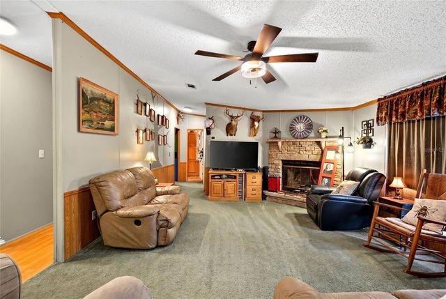 9190 NE 144TH TERRACE, Silver Springs, FL 34488