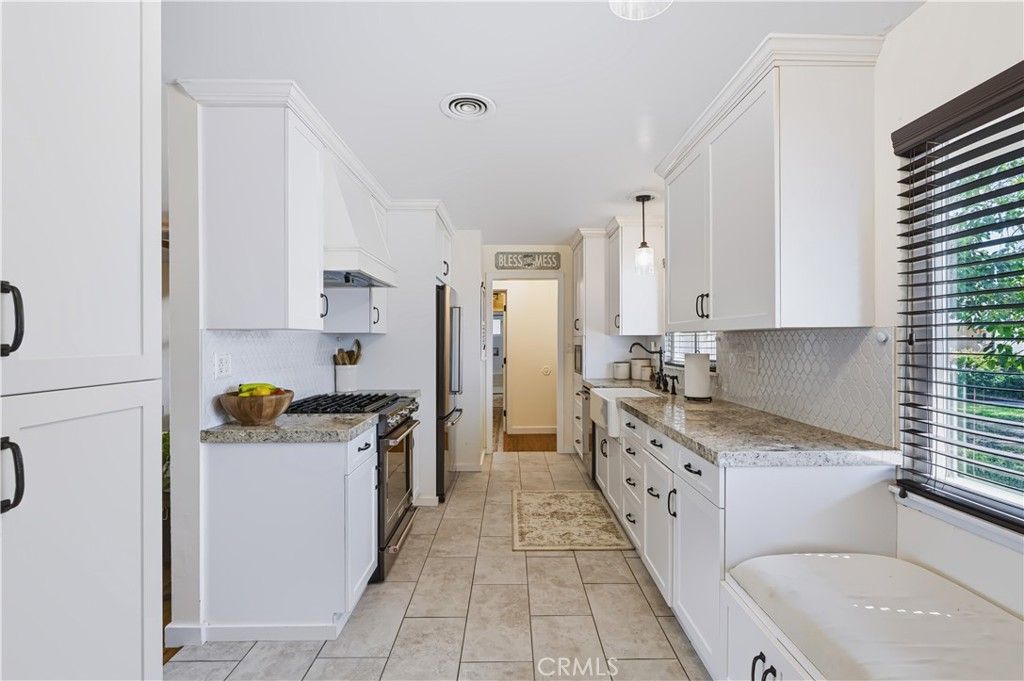 6623 Evelyn, Riverside, CA 92504 — photo 5