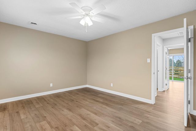 211 Old Towne Rd, Spartanburg, SC 29301